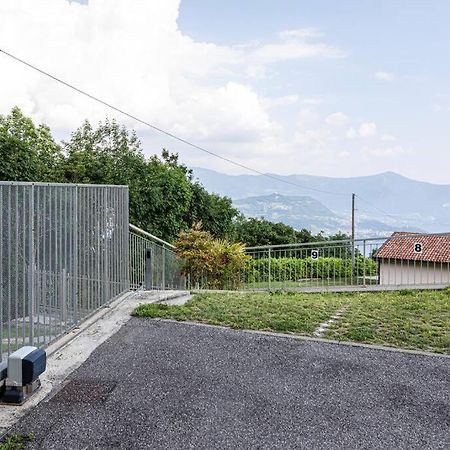 La Dolce Vita - Vista Lago E Piscina Parzanica Exterior photo